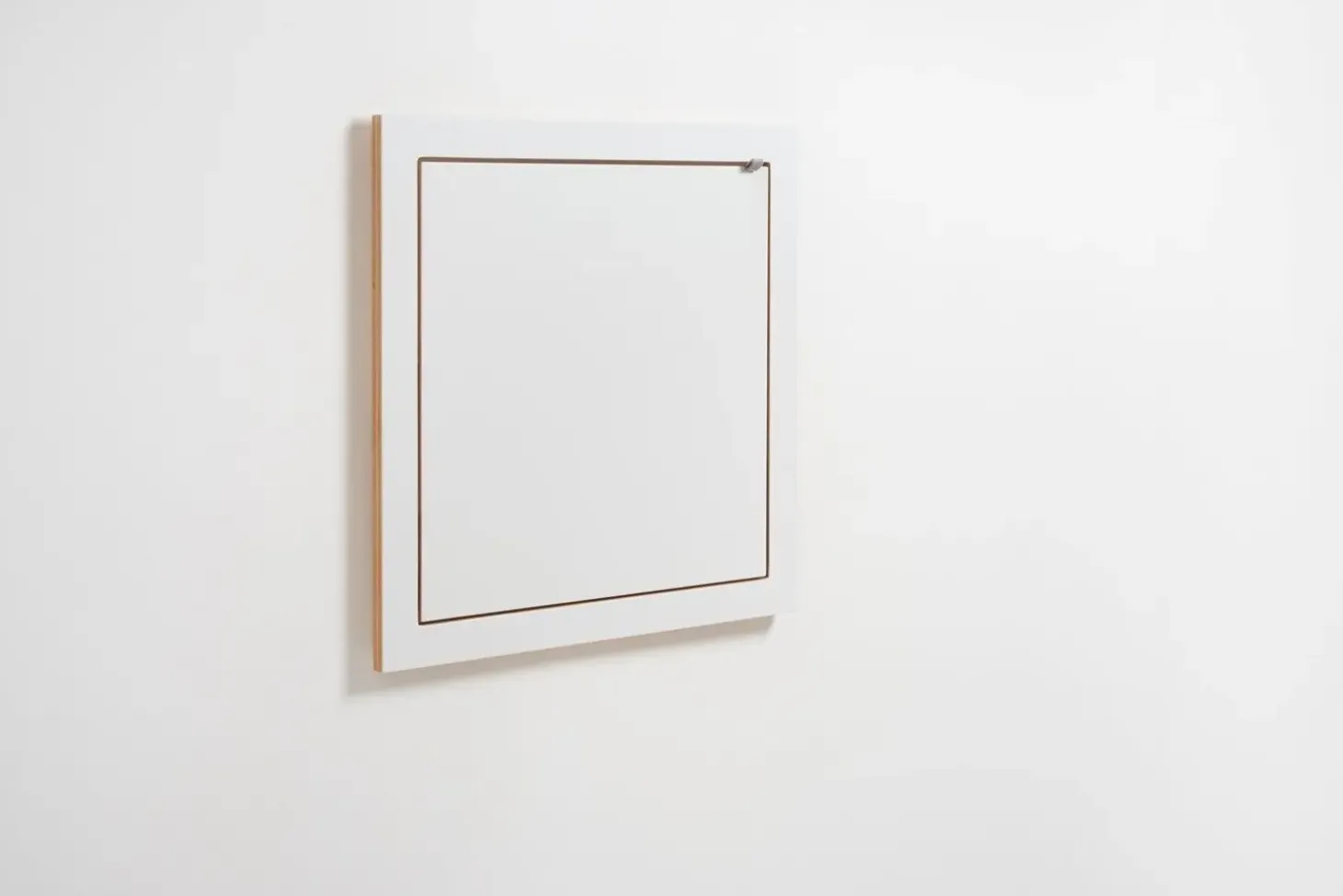 Ambivalenz Fläpps - Foldbart skrivebord - Væghængt - Hvid - 60x60 cm