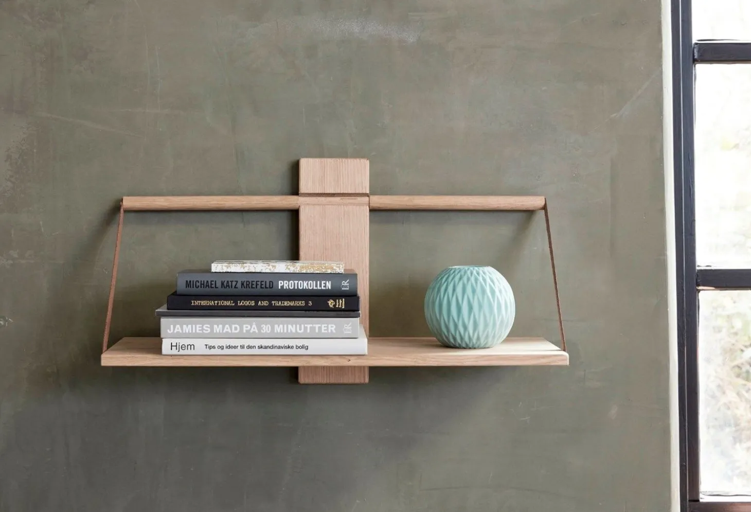 Andersen Furniture - Hylde - Shelf Wood Wall - EG - 60x25xH32 cm