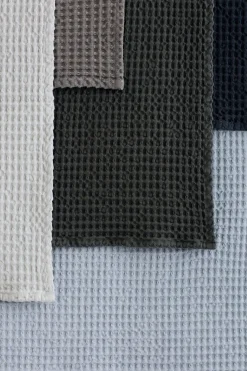 Blomus - Bath Towel - White - CARO