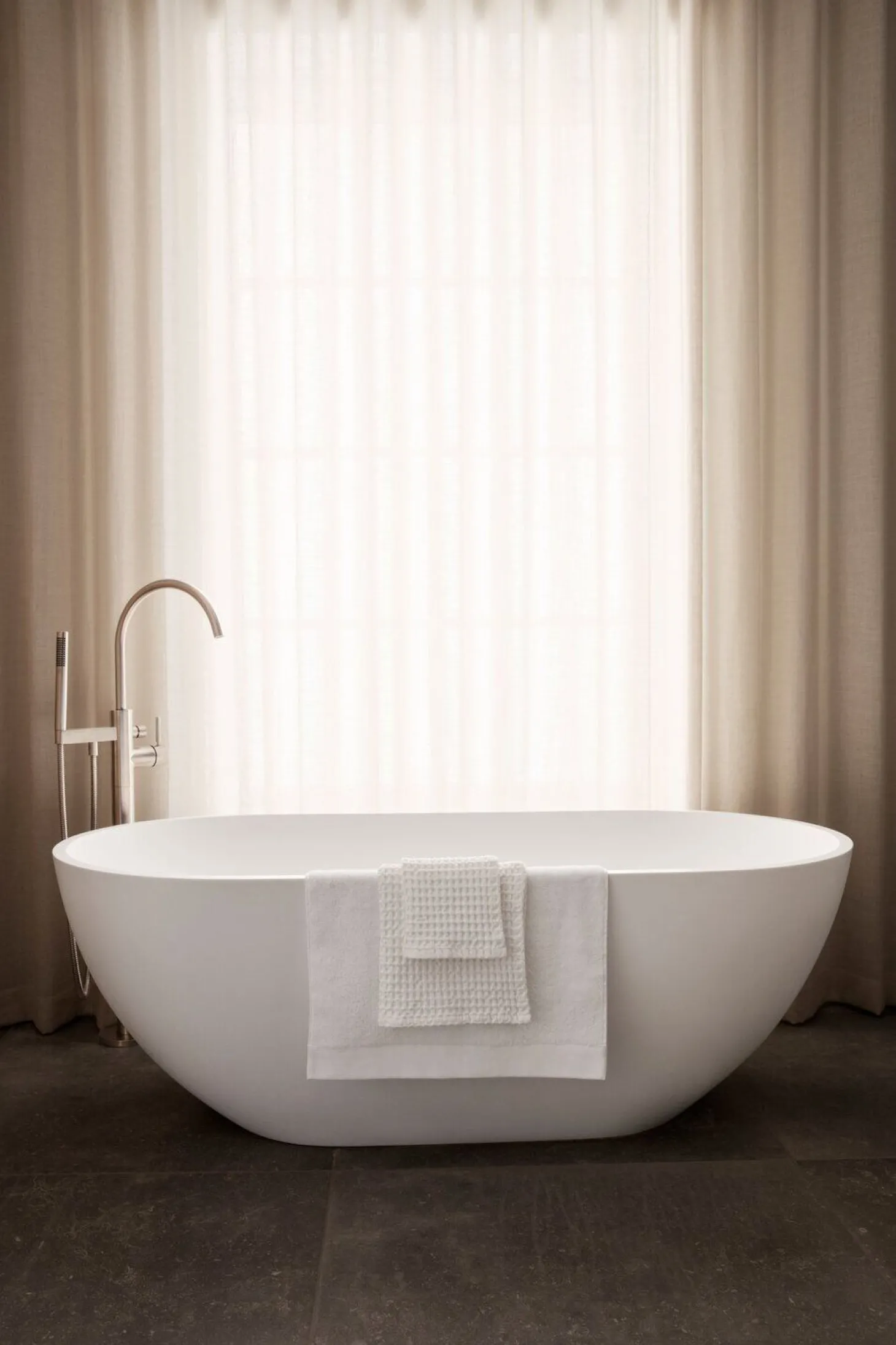Blomus - Bath Towel - White - RIVA