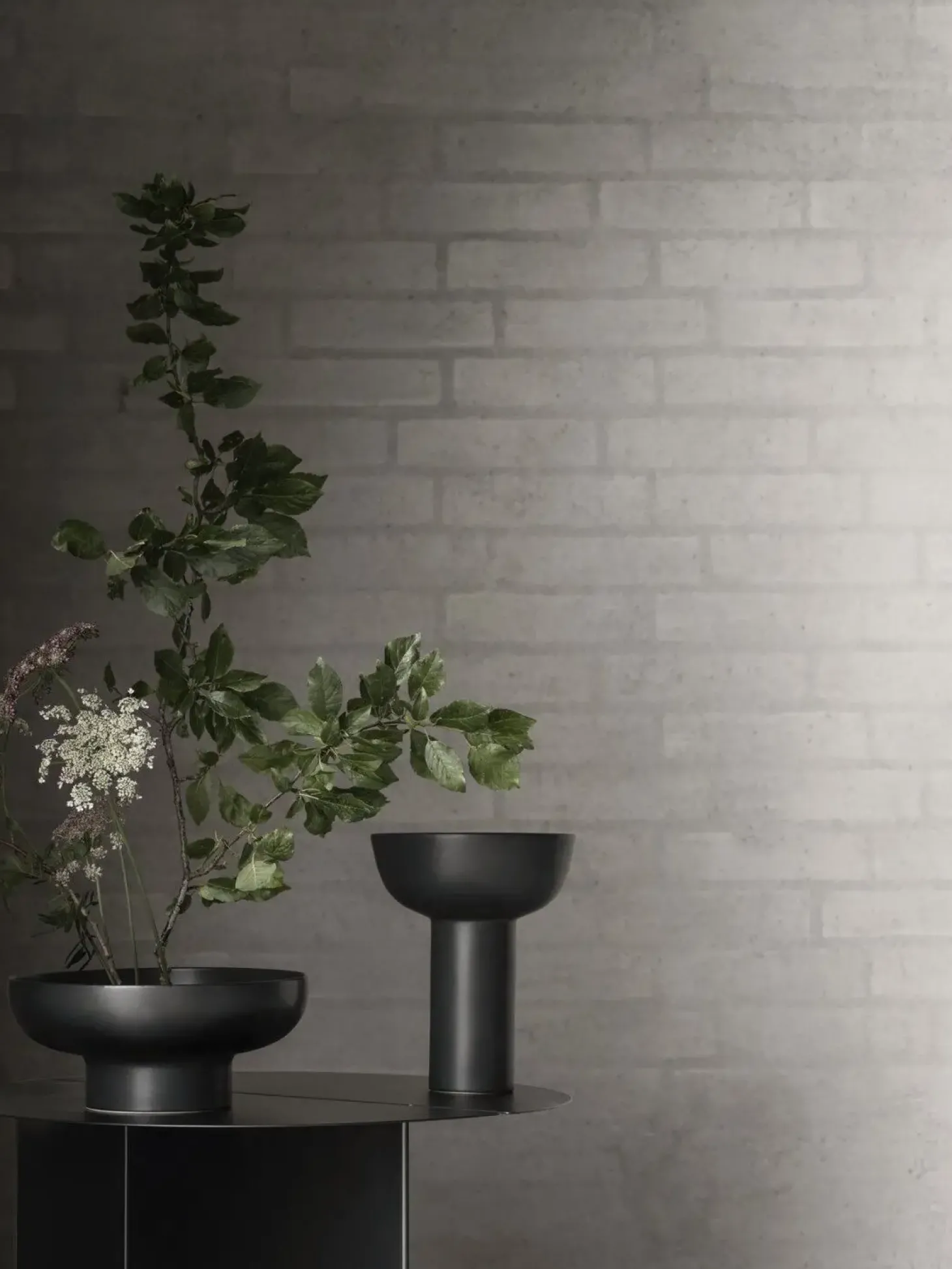 Blomus - Vase - H 21 cm, Ø 17 cm - Black - MIYABI