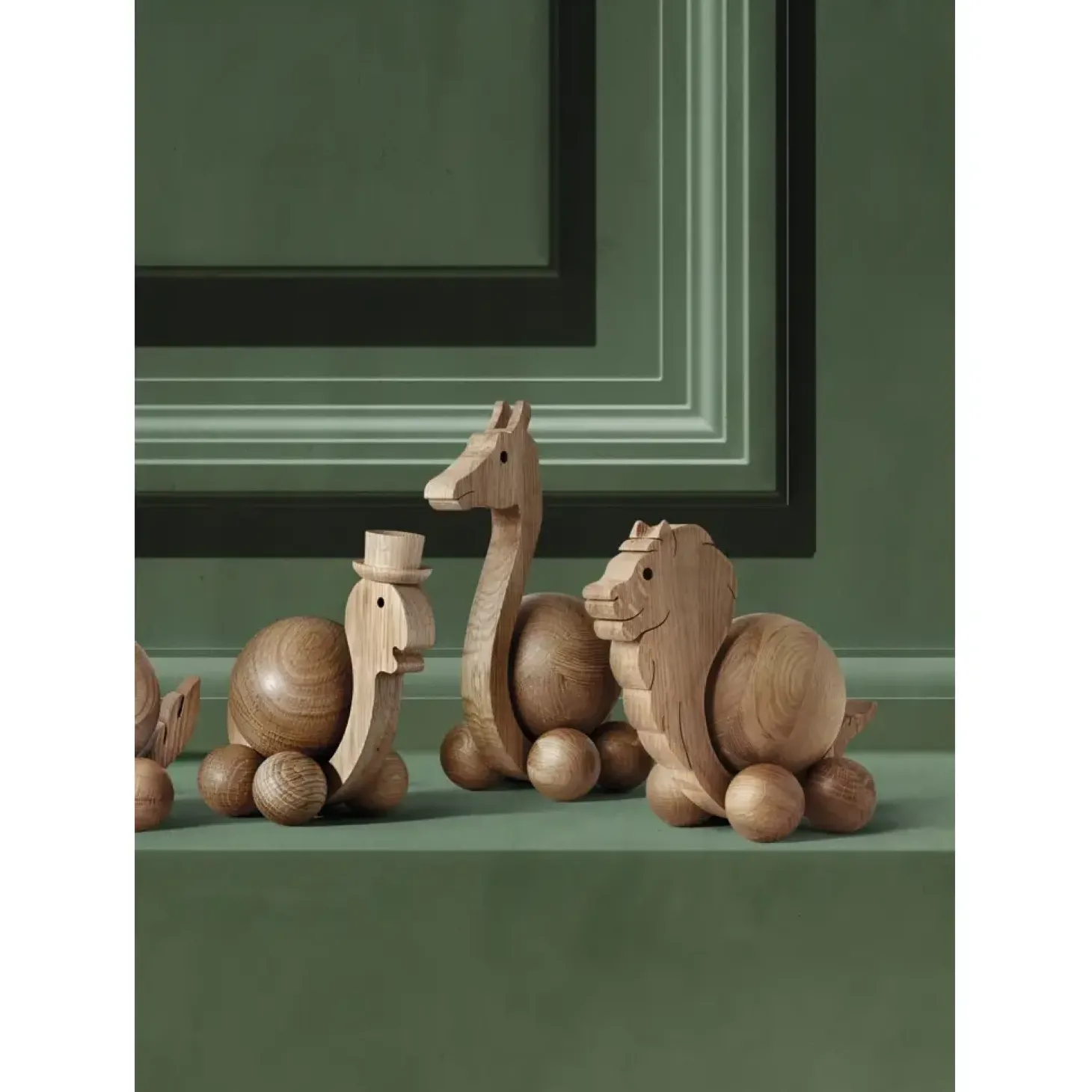 ChiCura - Træfigur - Spinning Lion - Medium