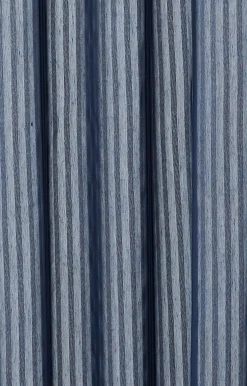 Compliments - Badeforhæng - Lines shower curtain w/eyelets 220 cm - Mørk blå