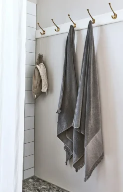 Compliments - Badeforhæng - Lumien shower curtain w/eyelets 220 cm - Sand