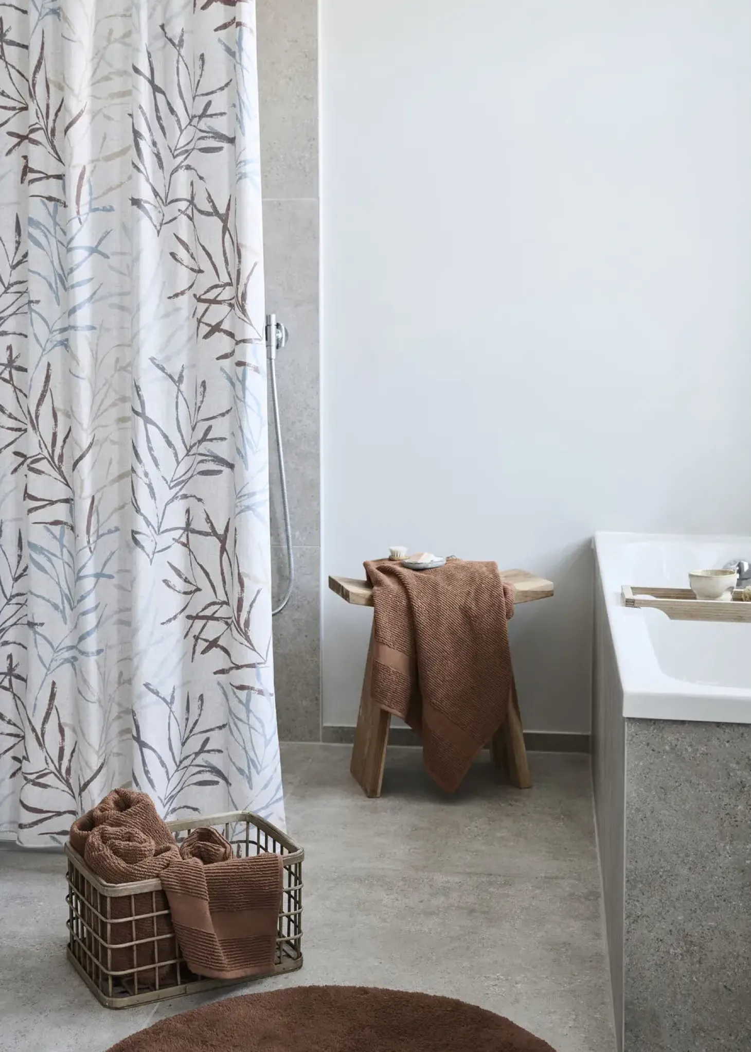 Compliments - Bademåtte - Loop Bath Mat dia. 75 cm - Ler