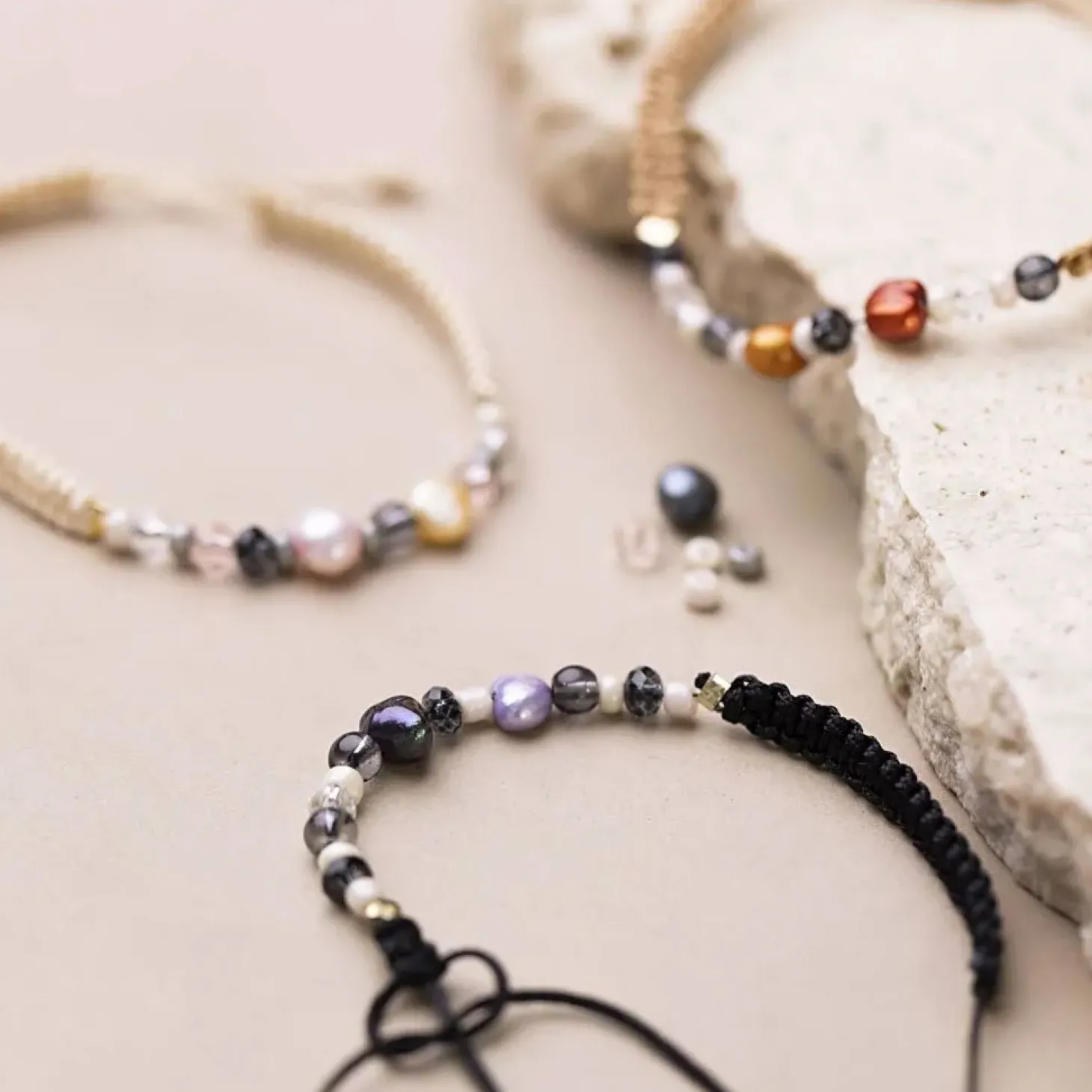 Creativ Company - Mini DIY Kit Smykker, Armbånd med knyttet lås, 1 pk.