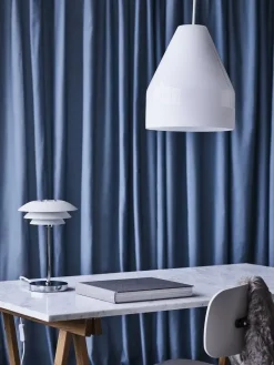 Dyberg Larsen - Bordlampe - DL20 - Sort