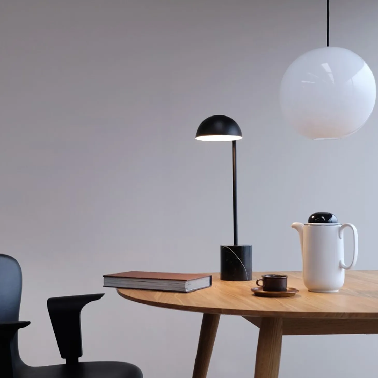Dyberg Larsen - Marble bordlampe