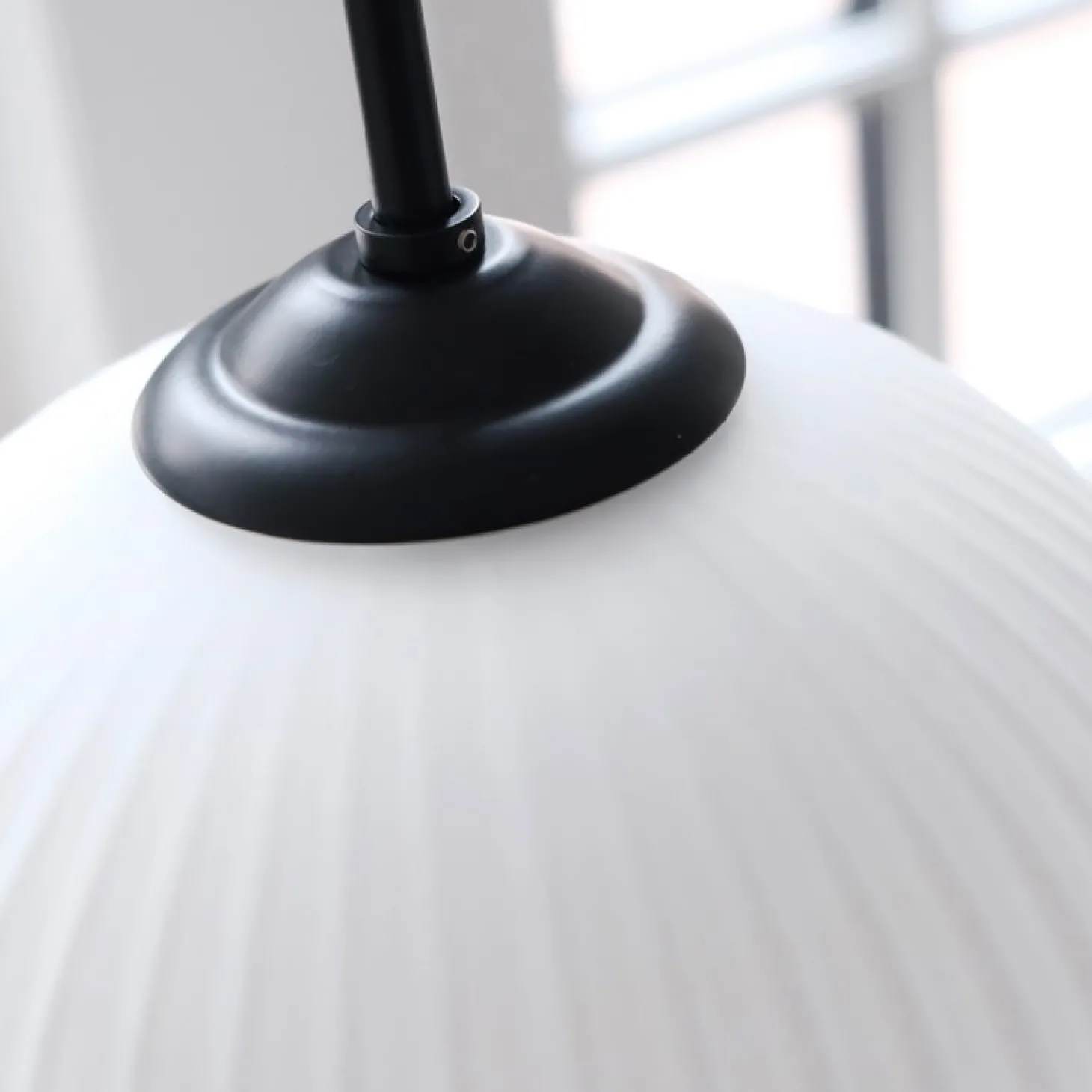 Dyberg Larsen - Riflet pendel Opal D14