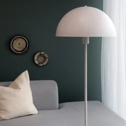 Dyberg Larsen - Stockholm gulvlampe - Mat hvid, 140 cm