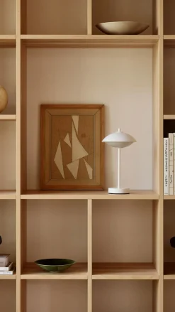 Fritz Hansen - Bordlampe - Musling™ Portable - Hvid