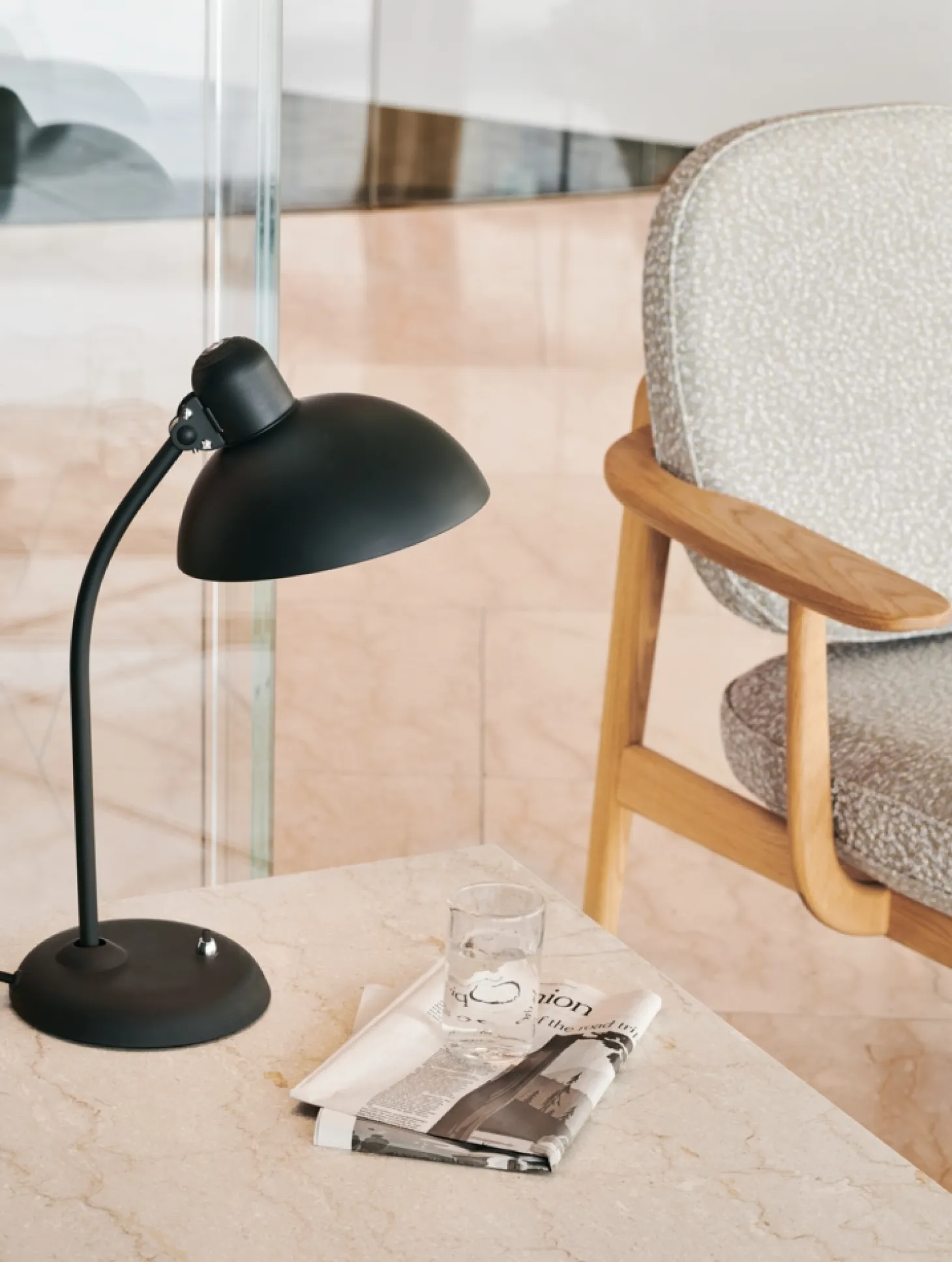 Fritz Hansen - Kaiser Idell 6556-T - Bordlampe - Mat sort