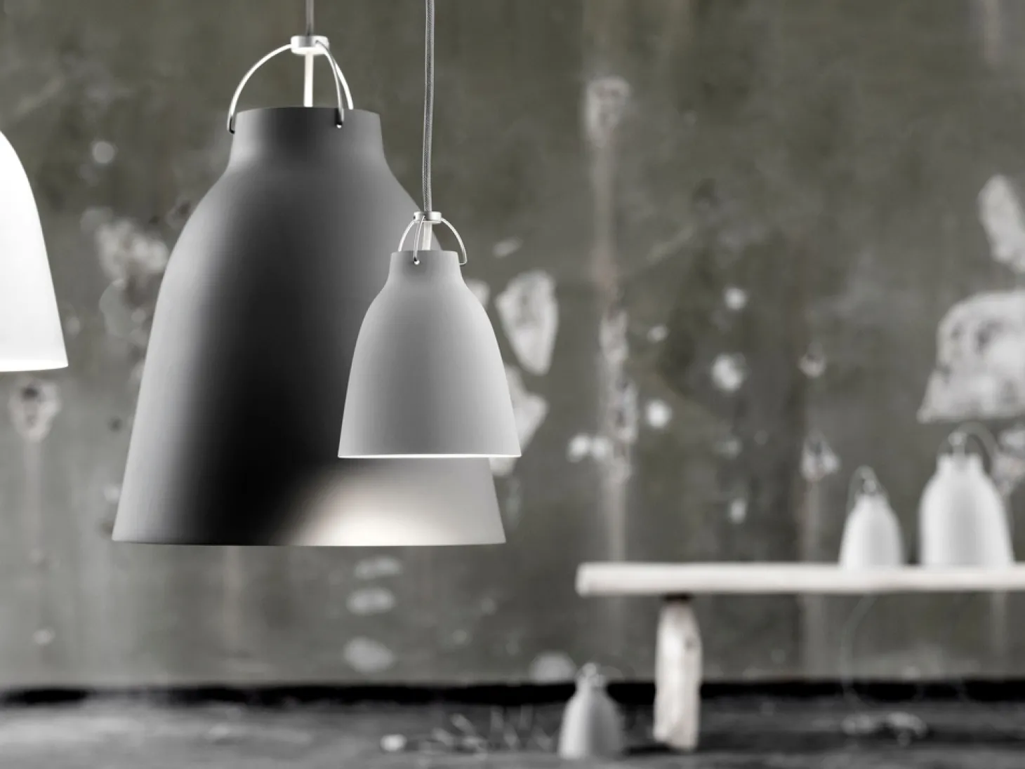 Fritz Hansen - Loftlampe - Caravaggio Matt - Hvid - P2 Medium