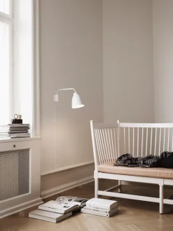 Fritz Hansen - Væglampe - Caravaggio Read - Hvid