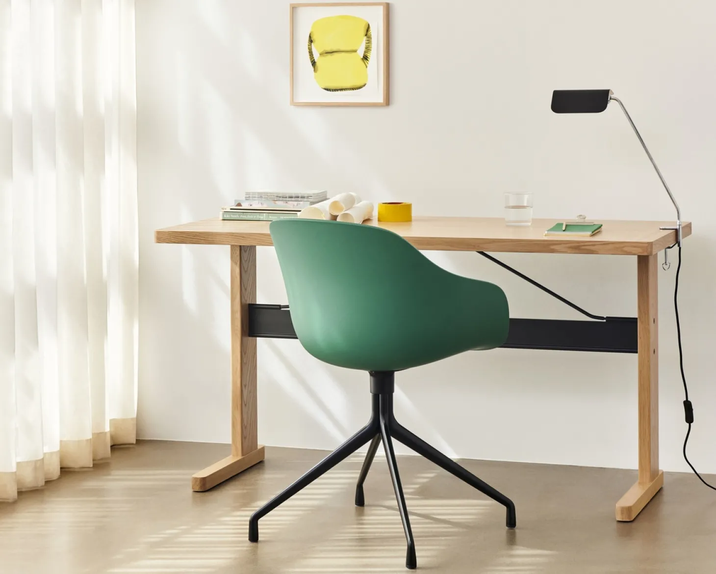 HAY - Bordlampe - Apex Desk Clip Lamp - Oyster White / Hvid