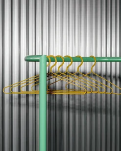 Hay - garderobestativ - Colour Rack - S-Shape - Jungle green - grøn