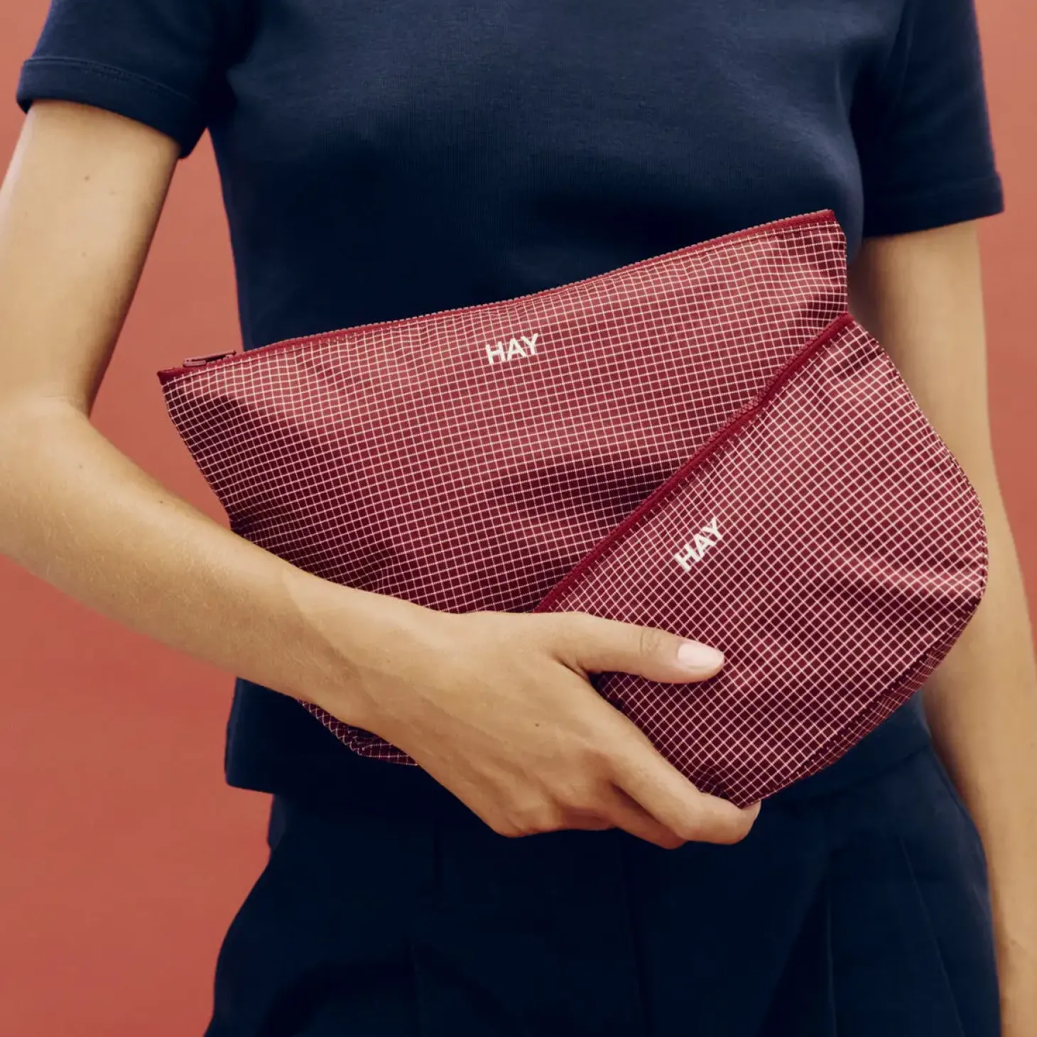 Hay - Grid Pouch - Small - Mørkeblå