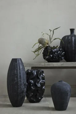 Lene Bjerre - Sannia vase H20,5 cm. sort