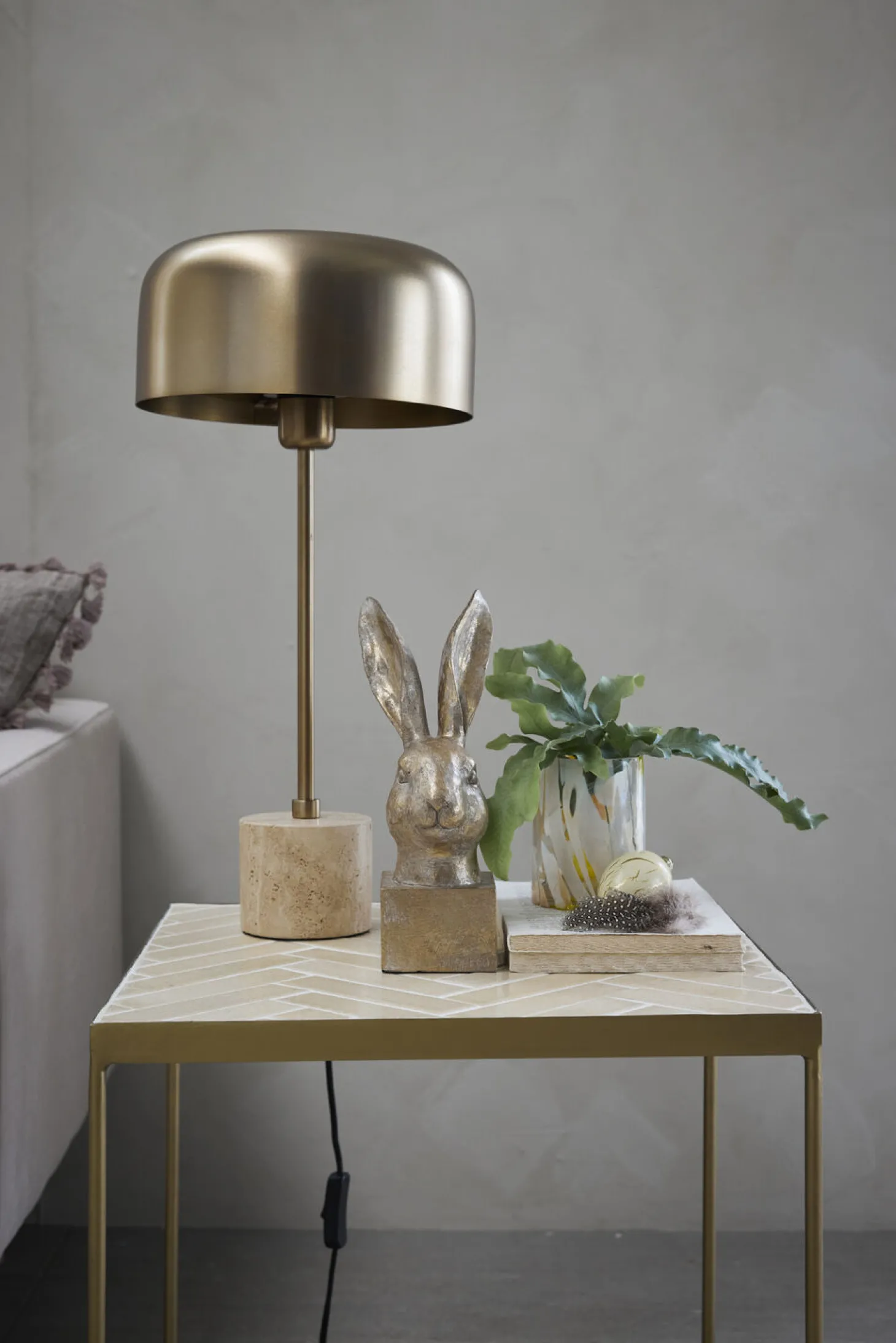 Lene Bjerre - Sofillia bordlampe 98x25 cm. guld marmor