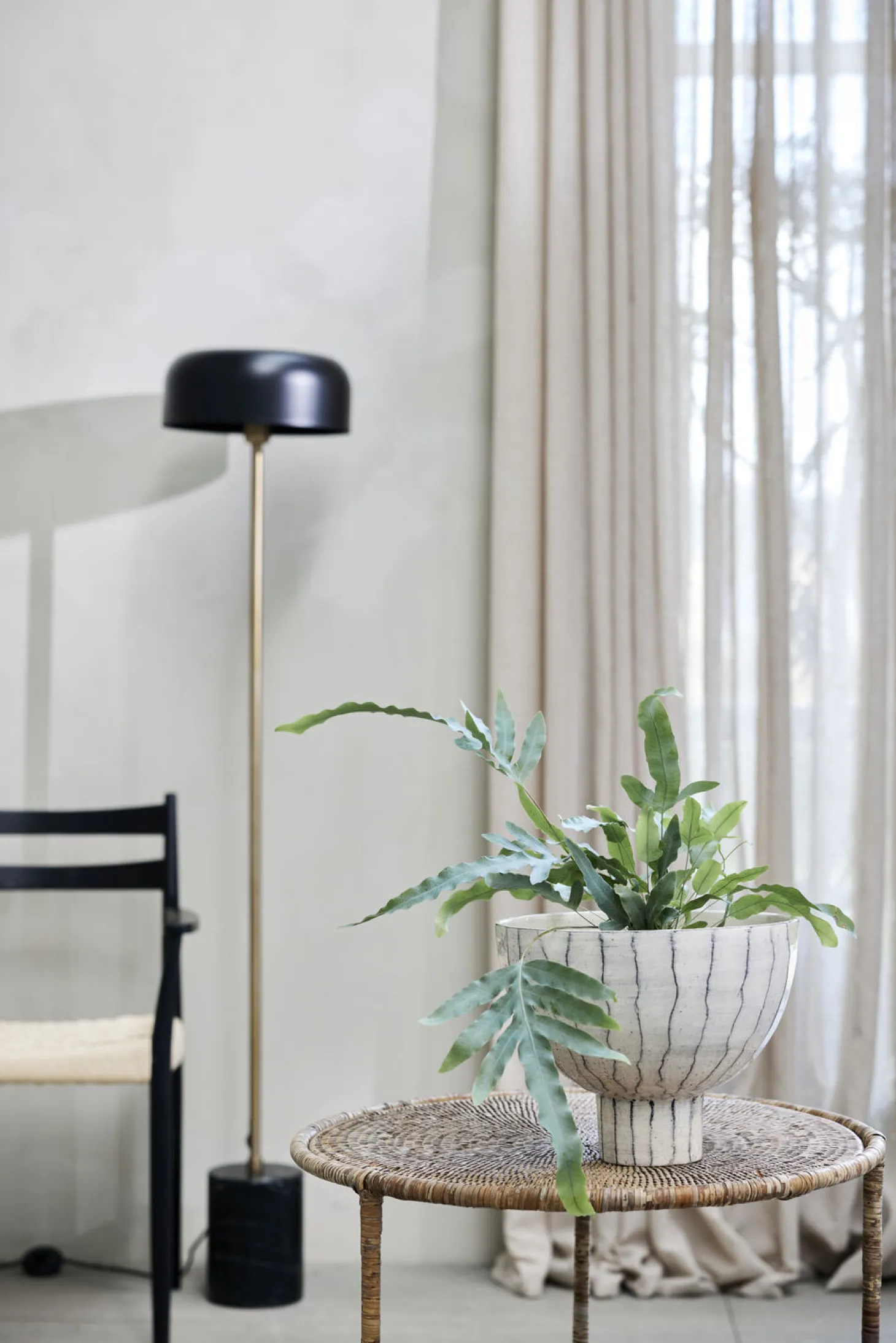 Lene Bjerre - Sofillia gulvlampe 28x150cm. sort marmor