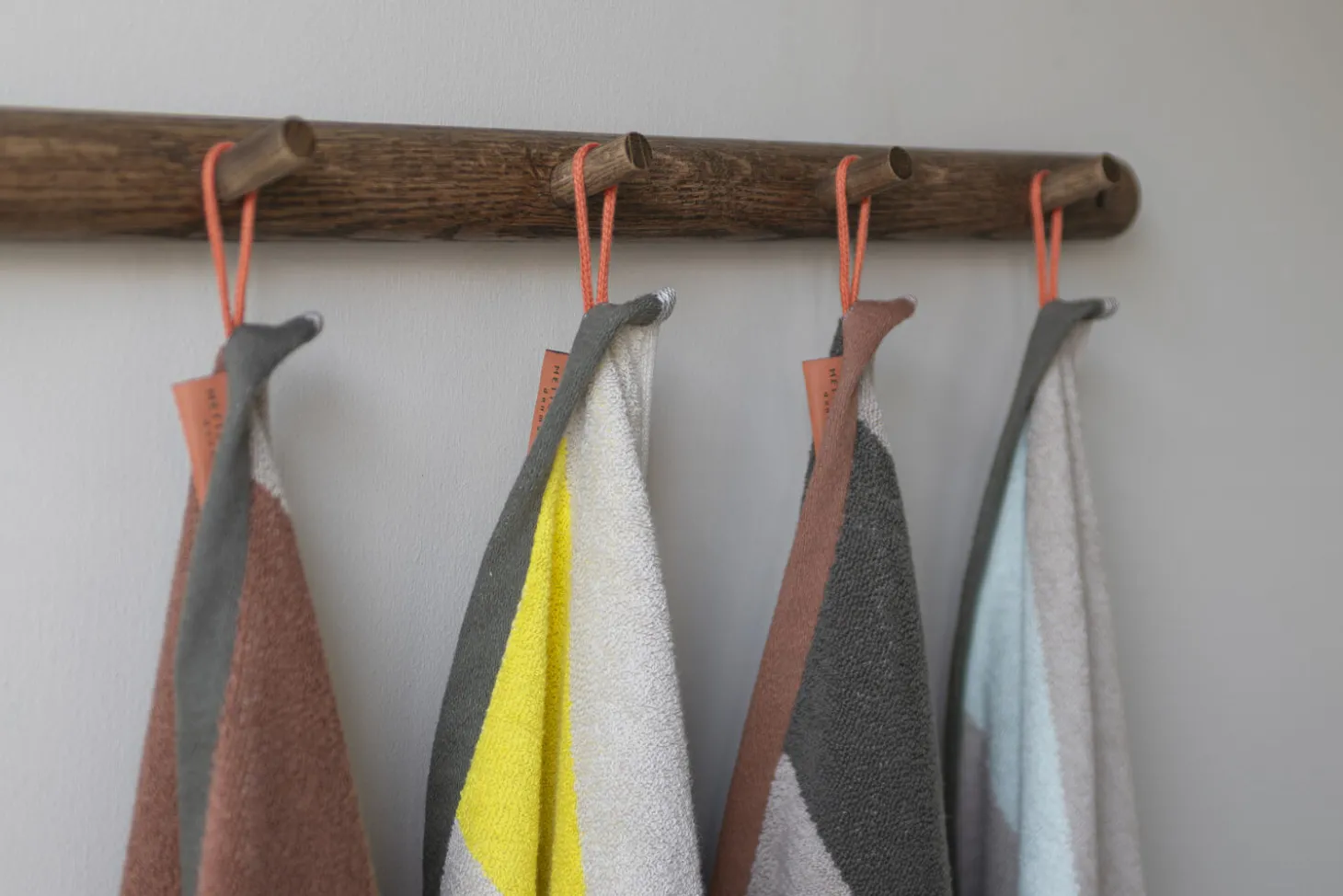 Mette Ditmer - DIAGONAL towel - Yellow
