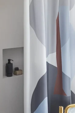 Mette Ditmer - GALLERY badeforhæng - Lysegrå