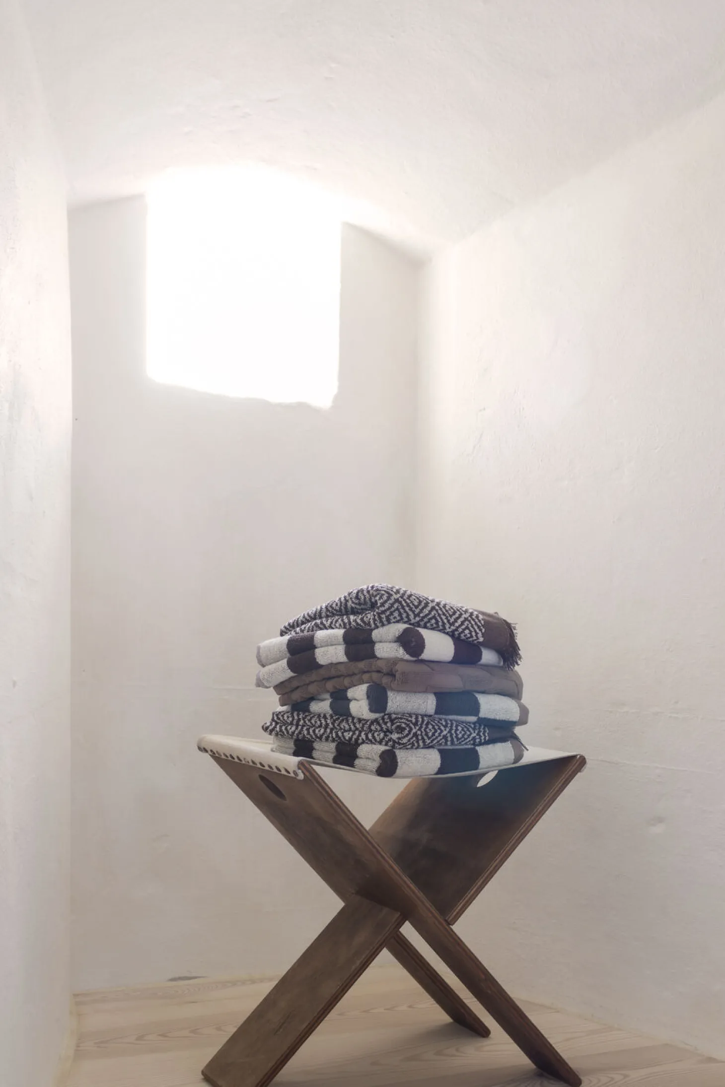 Mette Ditmer - MOROCCO-håndklæde - Chocolate / Off-white - W50 x L90 cm