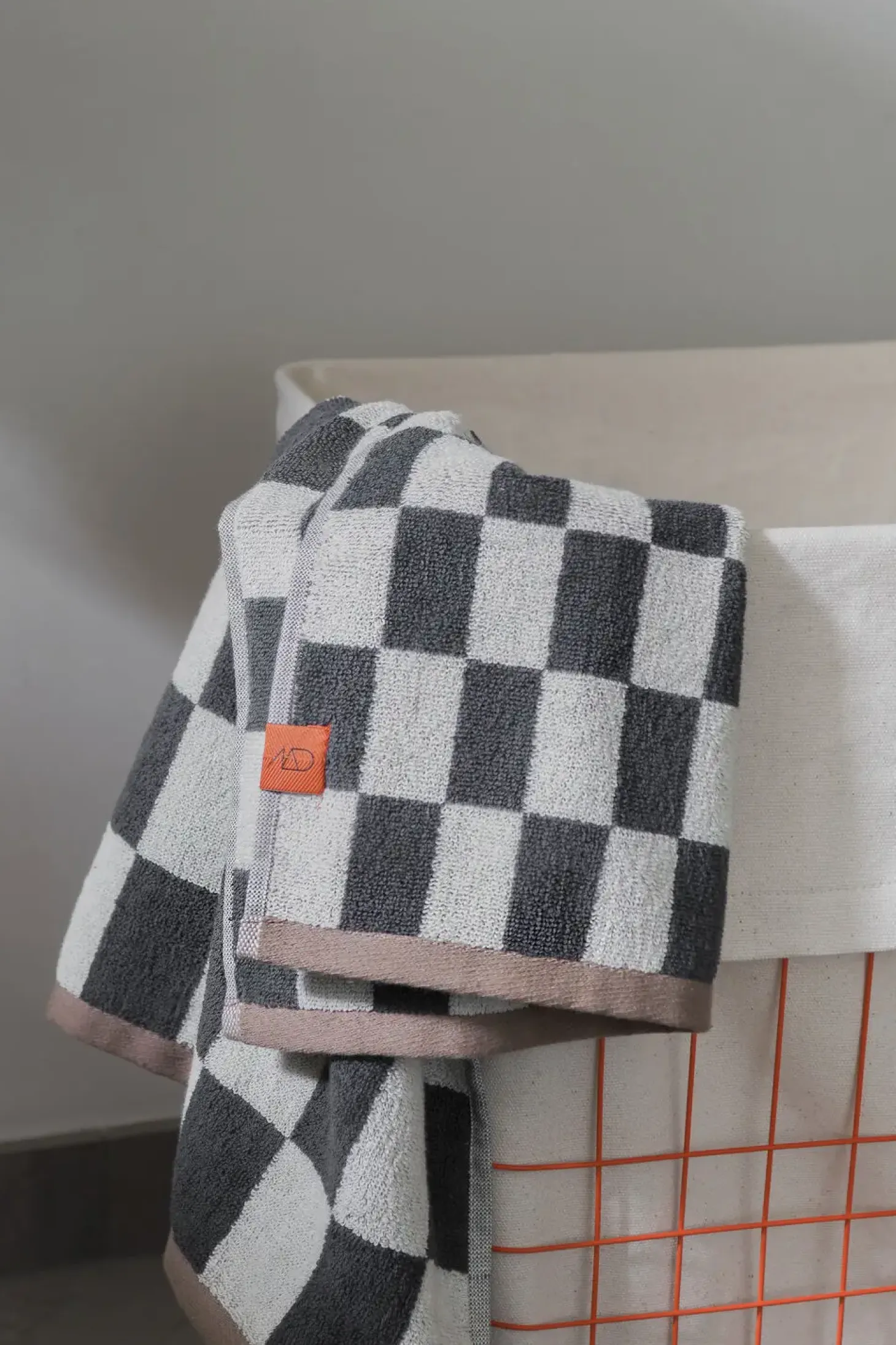 Mette Ditmer - STORE-IT trådkurv med bomuldspose - Large - Orange