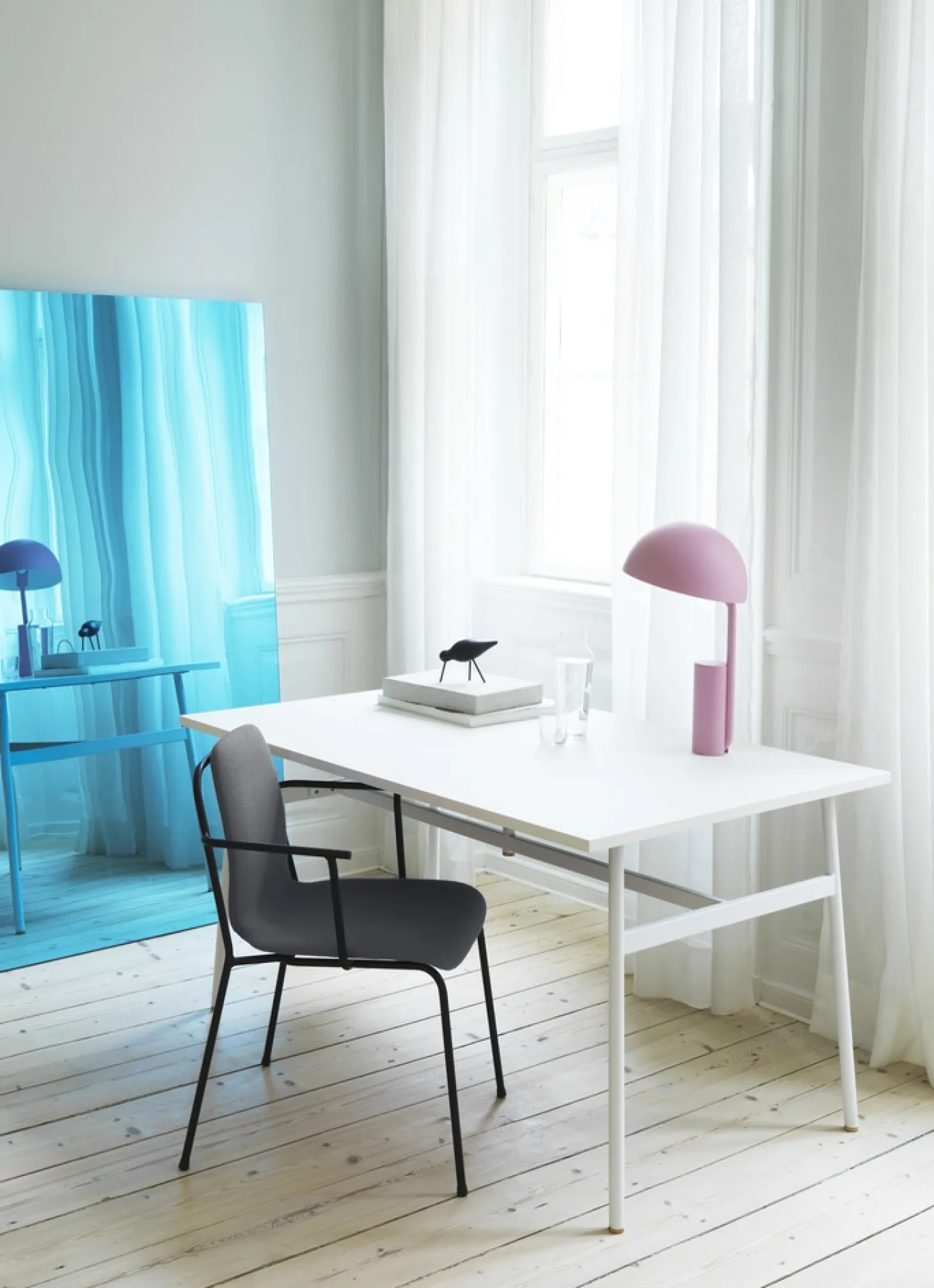 Normann Copenhagen - Cap Table Lamp EU