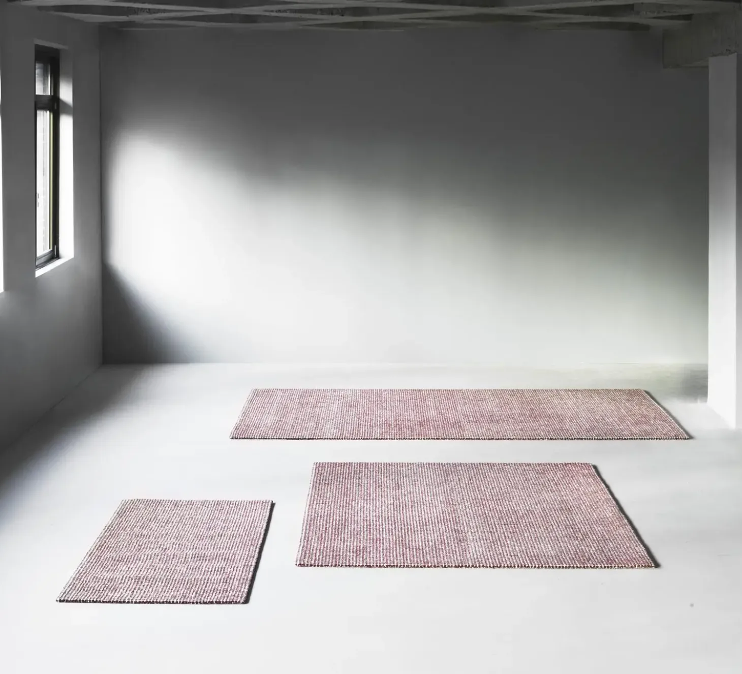 Normann Copenhagen - Flick Rug 200x300 cm - Off White/Burgundy