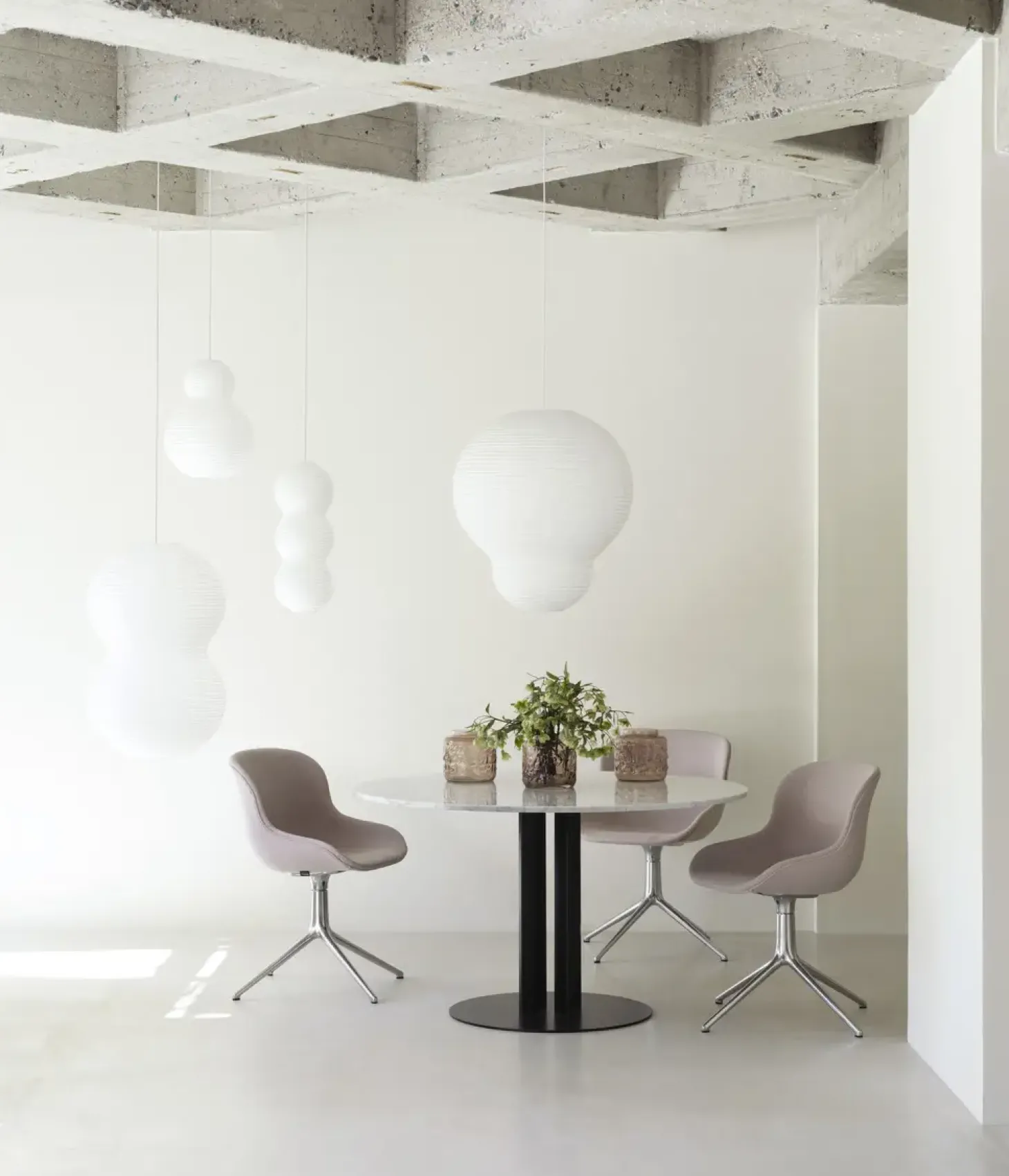 Normann Copenhagen - Puff Lamp Twist