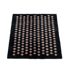 Tica Copenhagen - Smudsmåtte - Dots - Sort/Sand - 40x60 cm.