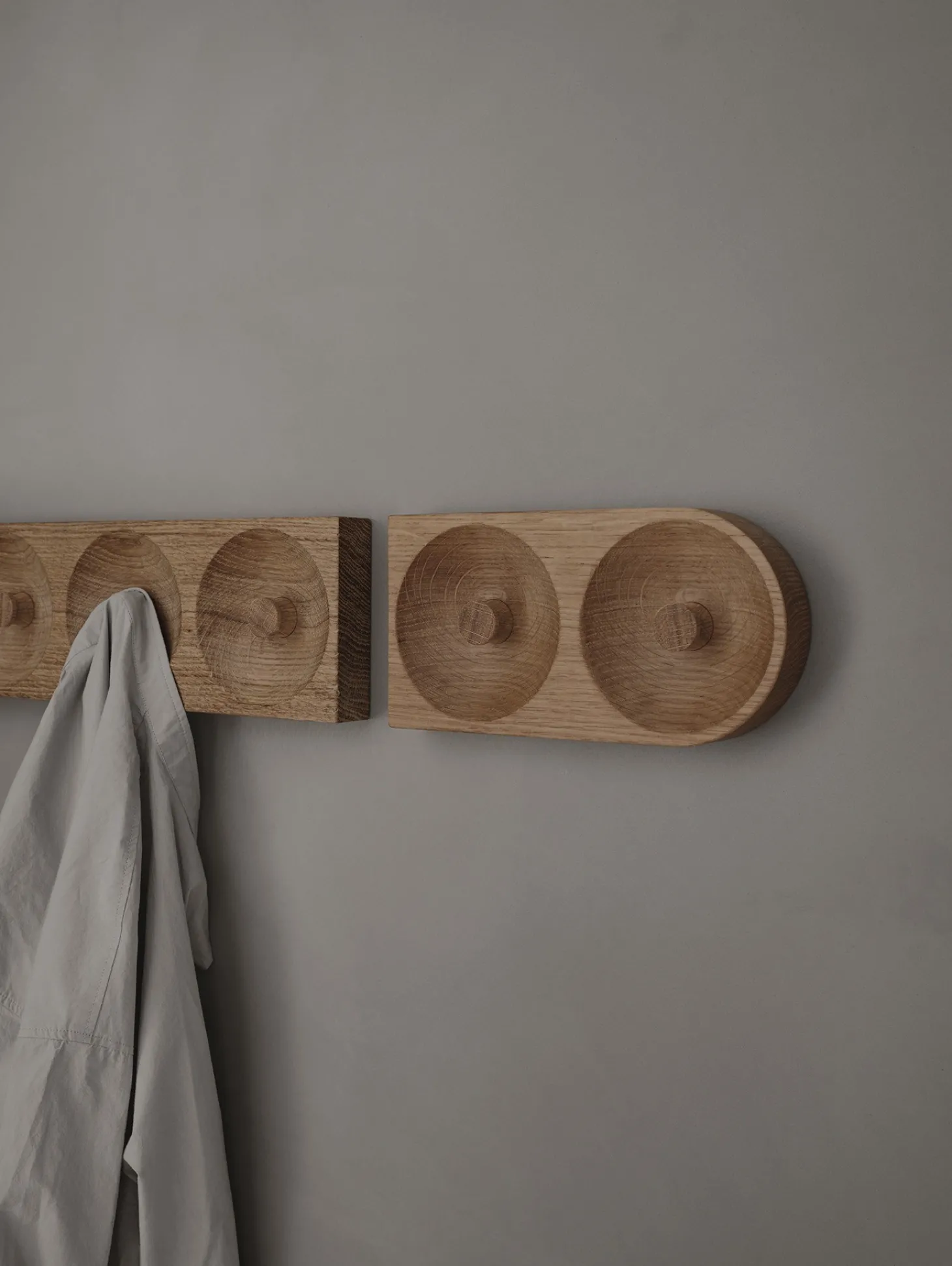 We Do Wood - Solid Hook, 3 Hooks, Oak